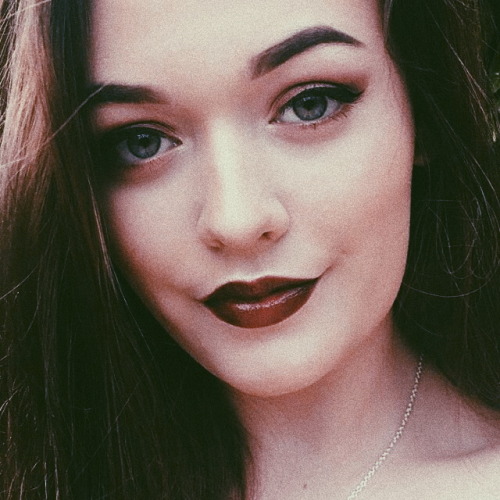 ✽ pack  gemma styles + fizzy& lottie tomlinson + larry• headers aren’t mine.like or reblog if yo