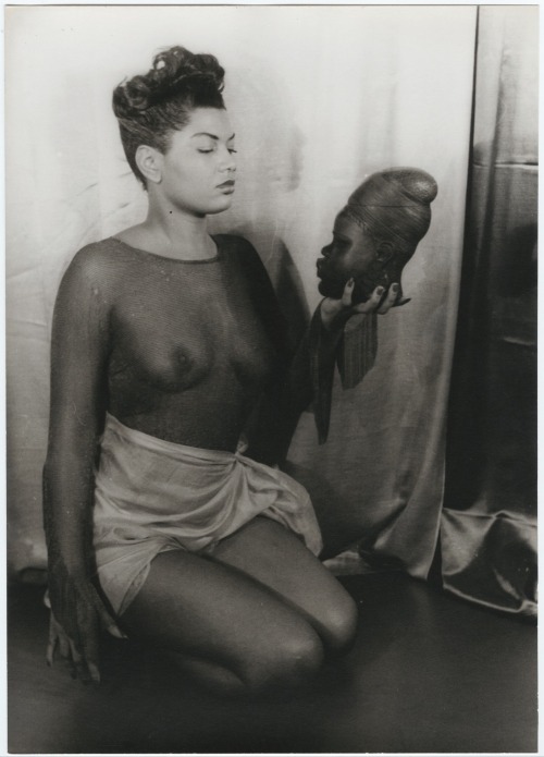 Porn killerbeesting: Carl Van Vechten, Pearl Bailey, photos