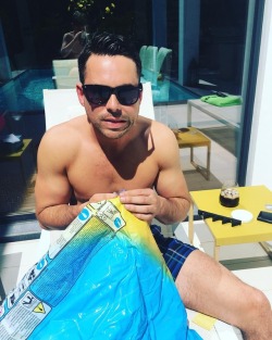 hotcelebs2000:BRUNO LANGLEY