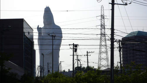 quillusquillus:  Reasons why the great statue of Kannon (Guanyin) in Sendai is my favourite: She’s actually 100m tall, 6th largest in the world, but tricks the eye. Is she only a few storeys tall? Is she horizon-striding and infinite? It’s hard to