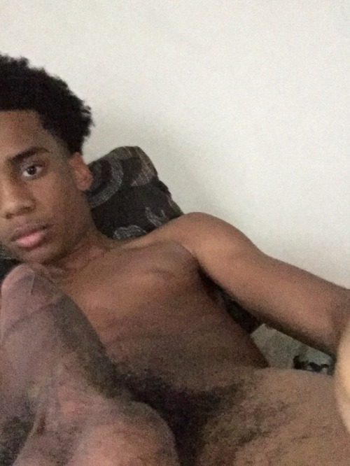 theoriginallingling:  👅