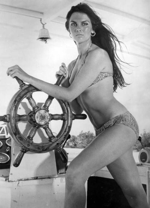 Caroline Munro Nudes &Amp;Amp; Noises  