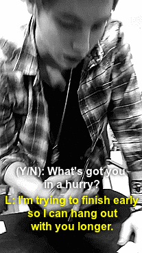 marcelswhore:  5sos au meme- Where you have to help frat boy Luke on his essay. At first, you weren’t too thrilled because of his reputation of being a stuck up jerk, but the more time you spend with him, the more you realize he’s not really that