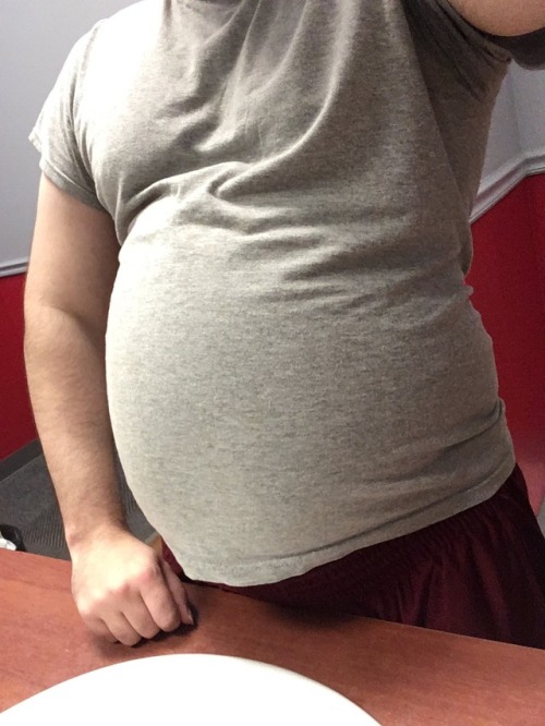 bigwolfcakebelly:  Pretty decent depiction of how hard I go when I mean business.  Do you think people notice? :3