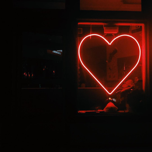 lights-in-budapest:How beautiful is it that someone could make your heart beat so fast when you don&