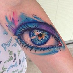 th-ink-inspiration:  Water colour tattoo