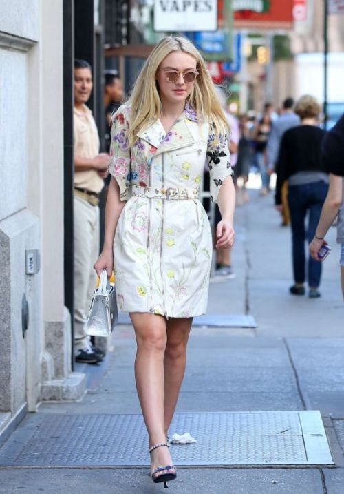 Dakota Fanning leaving her apartment in New York City on September 7th 2016