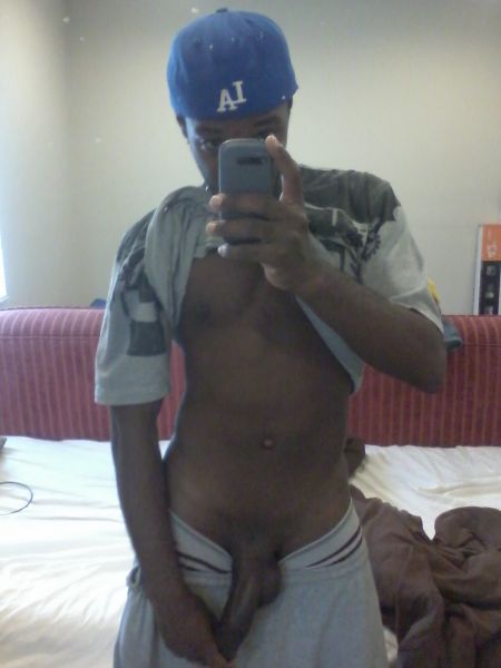 lovefortheblackdick: My pics :P Add me on fb: www.facebook.com/yoshiakahollywoodFo