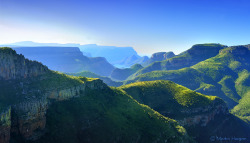 llbwwb:  Blyde River Canyon (by Martin_Heigan)