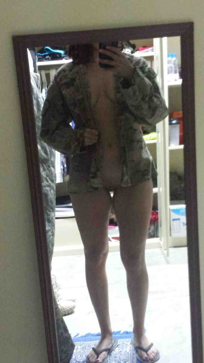 greenwayzsoldier:  Downrange Cutie 1