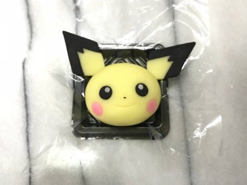 Cute Pokemon inspired wagashi cakes (seen on, check their account, those wagashi makers create many 