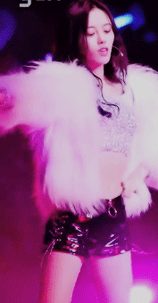 mochichan00: Kiku focus fancam | Don’t Touch