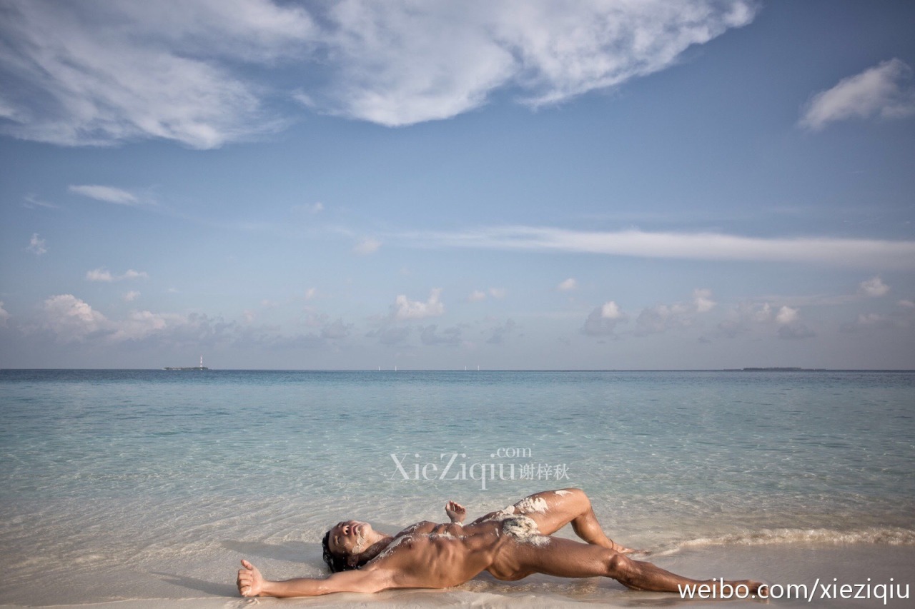 hunkxtwink:  XieZiQiu Photography   Hunkxtwink - More in my archive   