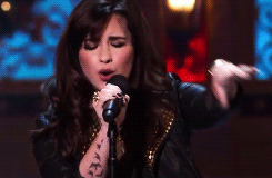 ohdevonne-blog:  Baby all I want for Christmas is you 
