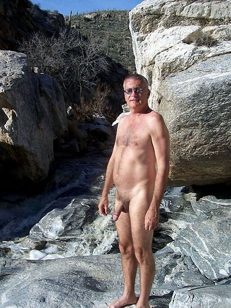erasnude:  Rocky freedom