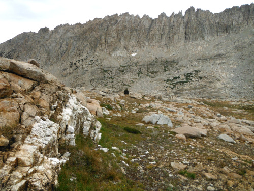 Plnnacles Lakes Basin, John Muir Wilderness, Sierra Nevada Mountains, California, USA. Photo by Van 