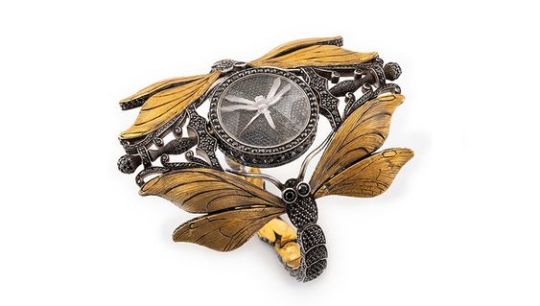 “Naiad” wristwatch by Sevan  Bıçakçı #Sevan Biçakçi#wristwatch#jewelry#dragonfly#gold#silver#diamonds#glass#intaglio