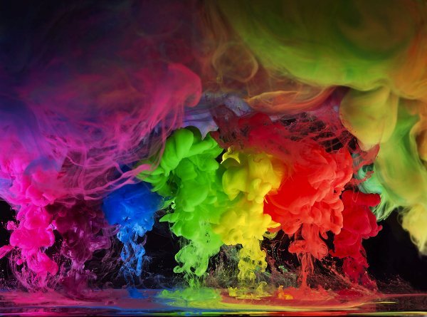 submissiveinclination:  jedavu:  Colored Liquids Create Gorgeous Rainbow Explosions