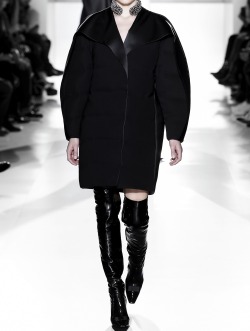 130186:  Balenciaga Fall 2014