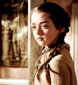aryastarksource:Arya Meme: (3/3) Hairstyles ↳ Northern Braids