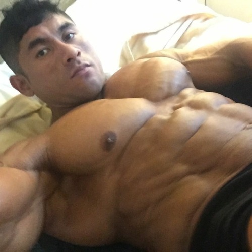 dragon86xxx:  Cesar Quispe porn pictures