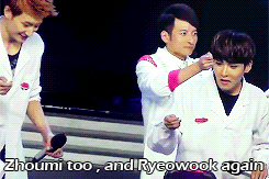 lee-donghais:   Evil Maknae Kyuhyun did not want to share their piece of watermelon. 