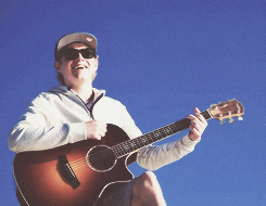 dailyonedirection:     Someone told me the smile on my face gets bigger when I play the guitar.    