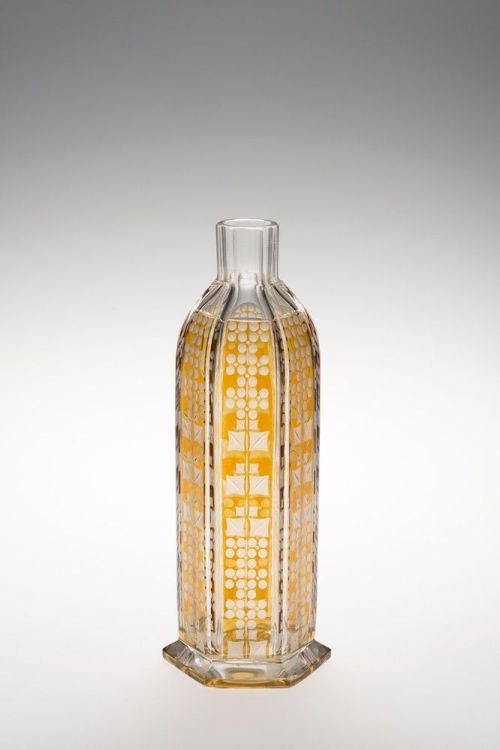 Wenzel Oswald &amp; Gustav Marisch, bottle design &amp; plug, early 20th century. Cameo glass. Vienn