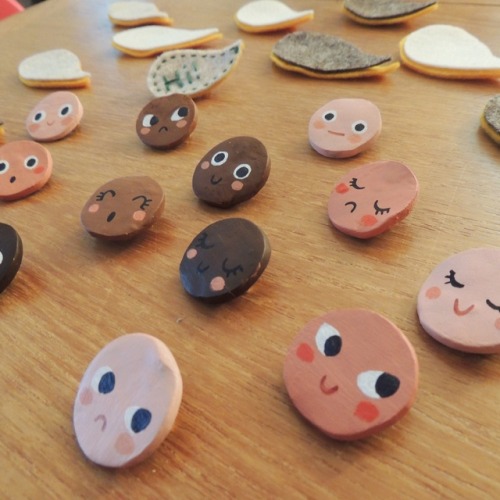 Something I’ve been working on lately. These are handmade polymer clay little mood faces brooc