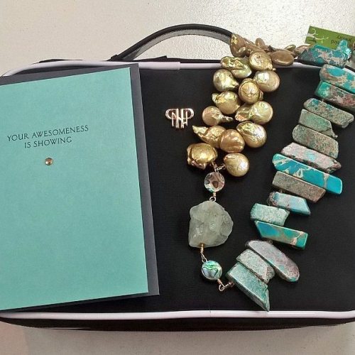 Awesome Mother’s Day Regram fom our friends at @occasionsgiftstore 

“We love putting together the perfect gift! This year for Mother’s Day, get your mom ready for the family vacation with a PurseN travel organizer and an Ali and Bird necklace in a great summer color! #MothersDay #Travel #Vacation #Jewelry #Turquoise #DontForgetACard #Awesomeness #PurseN #AliAndBird 📷: @occasionsgiftstore” #turquoise#awesomeness#aliandbird#jewelry#dontforgetacard#travel#vacation#pursen#mothersday