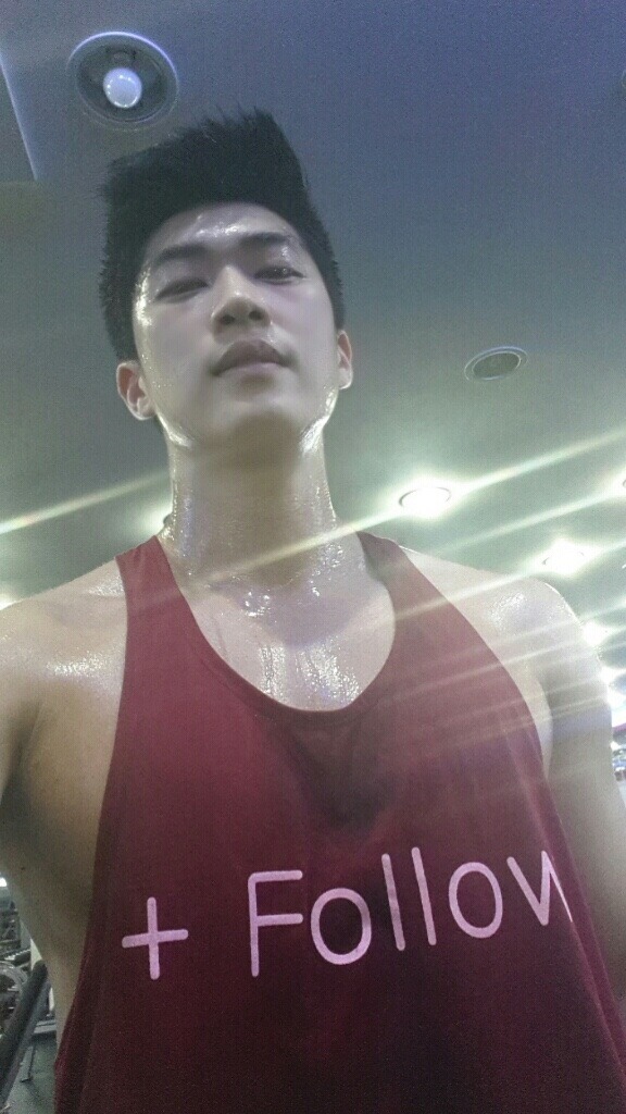 haruehun:Minkyu Park wears Ozic.