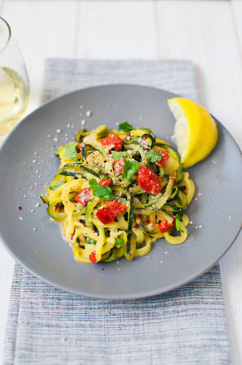 fattributes:Creamy White Wine Zoodles