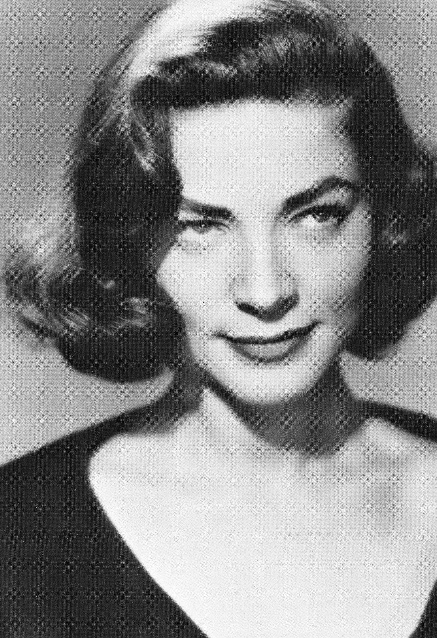 fuckindiva:
“ Lauren Bacall
”