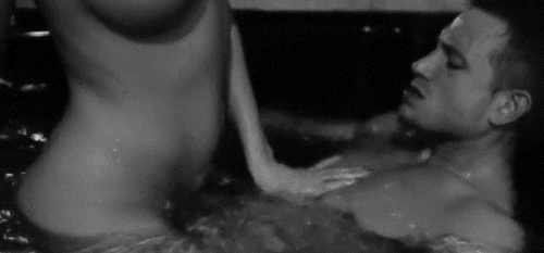 dirtyorgasm:  bath fun