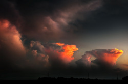 brutalgeneration:  Distant Storms (by Tau