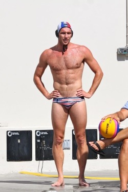 speedobomb:  greenspeedos:  Sunday morning beauty  Speedo HOT Bomb Speedobomb 