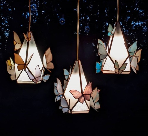 sosuperawesome:Moth to a Flame LampsNeile on Etsy