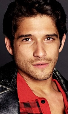 male-and-others-drugs:Tyler Posey