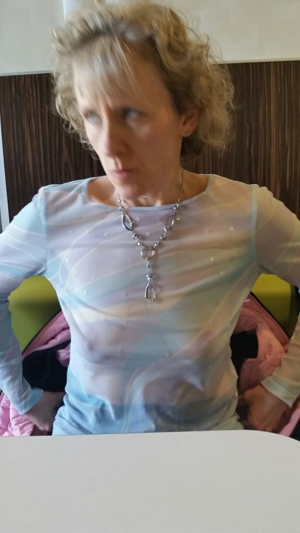 qendiilifan: qendiili:Nicely sheer top. Out for lunch and McDonald’s. Why don’t people ever notice a
