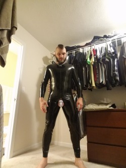 cuircub: Sir got me a new cock cage to try, and I decided to have a full rubber night locked and doing chores. Ended up serving as his foot rest too. A good night indeed
