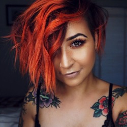 girrlscout:Bury me with this hair color k