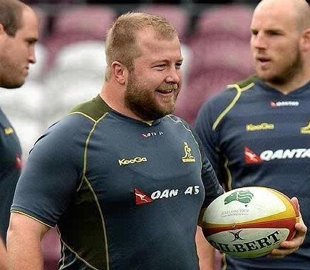 nickthegeekbear:  theunderwearbear:  itsharddick:  thebigbearcave:  I like Benn Robinson. A God of the Rug  What a pretty sport… If you know what I nean…  Rugby players are *so* hot.  My birthday is in June. 