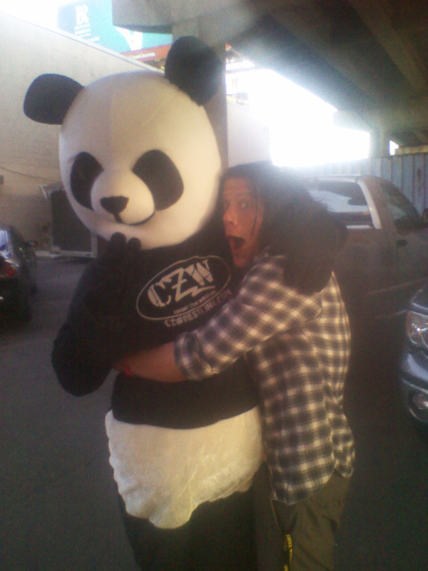 ambrosia-mox:  bigkissforambrose:  nightmarepunkette:  themuseabides:  http://sami-callihan.com/