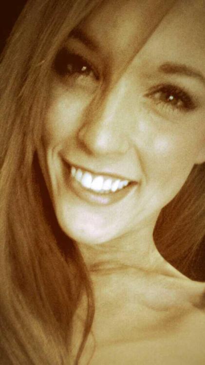 amateur-implant-pics:   Jenny Blighe