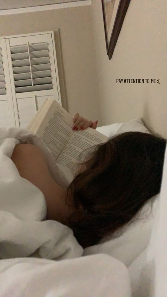 What Sf!yn's Instagram Stories Look Like 