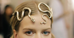 agameofclothes:  Snake headpiece for the Sand Snakes, Valentino 