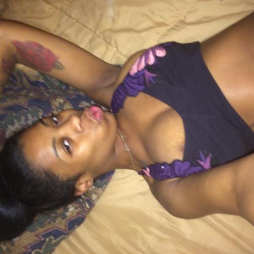 dickgoo:  Nicole Samuels    Spencerport NY  She is Famous Now http://realhoes.com  Wetness