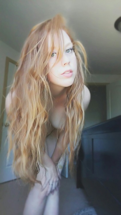 sunlitbeachtrash:Come to Me7.2.15This woman is absolutely gorgeous…