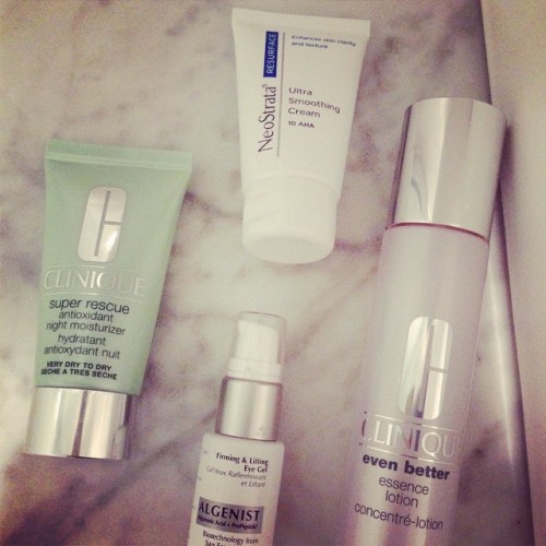 Nightly skincare routine for radiant, hydrated skin. #Clinique #algenist #neo strata #AHA #cliniquer