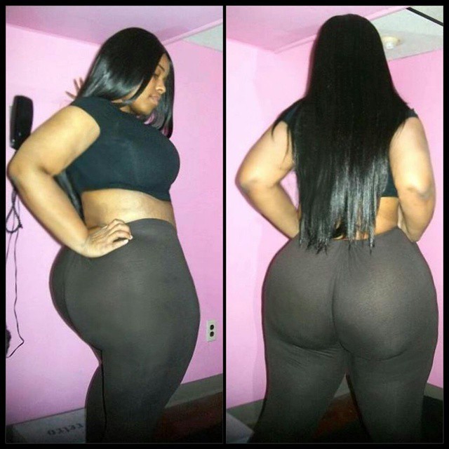 unknown21222:  http://unknown21222.tumblr.com/  Sexxxy phat ass